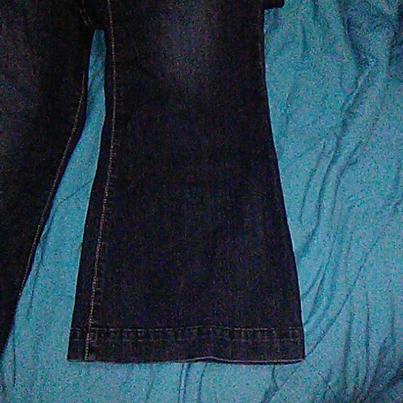 Jeans - Picture 2 of 3